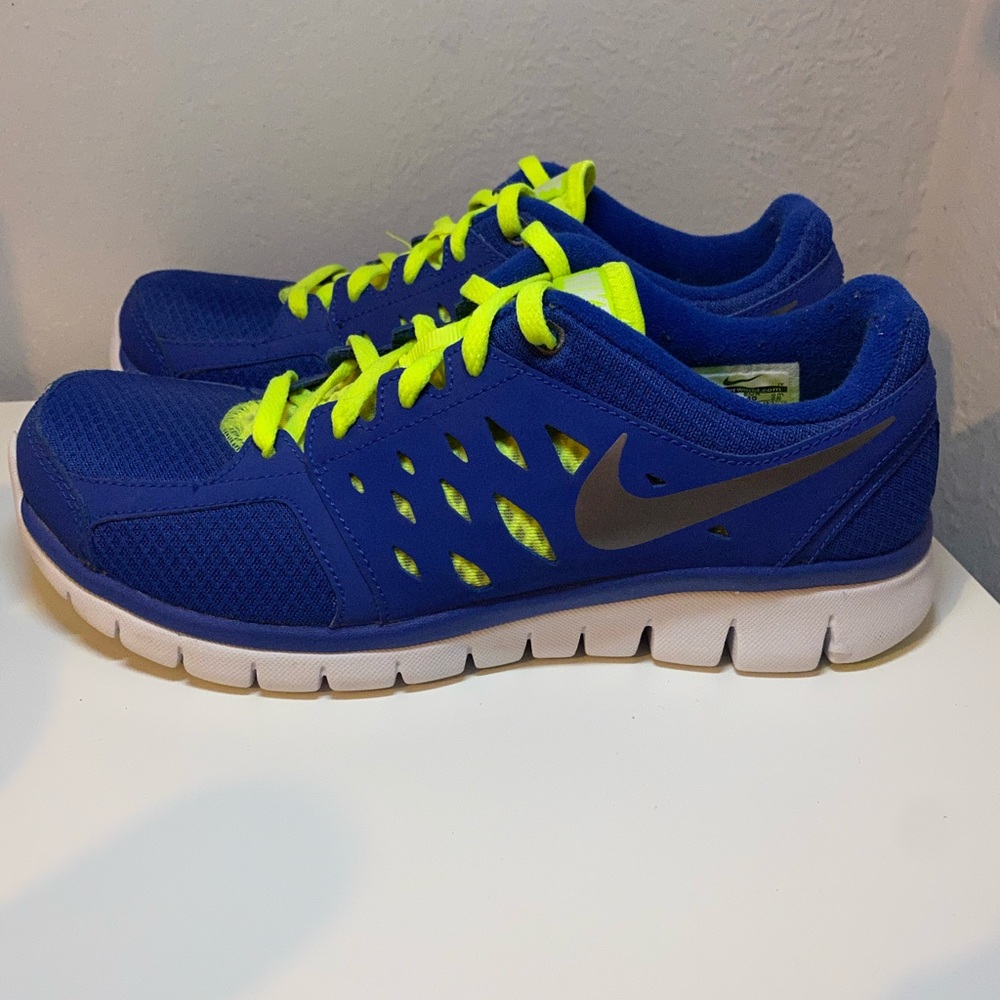 Nike Boys Tennis Shoes